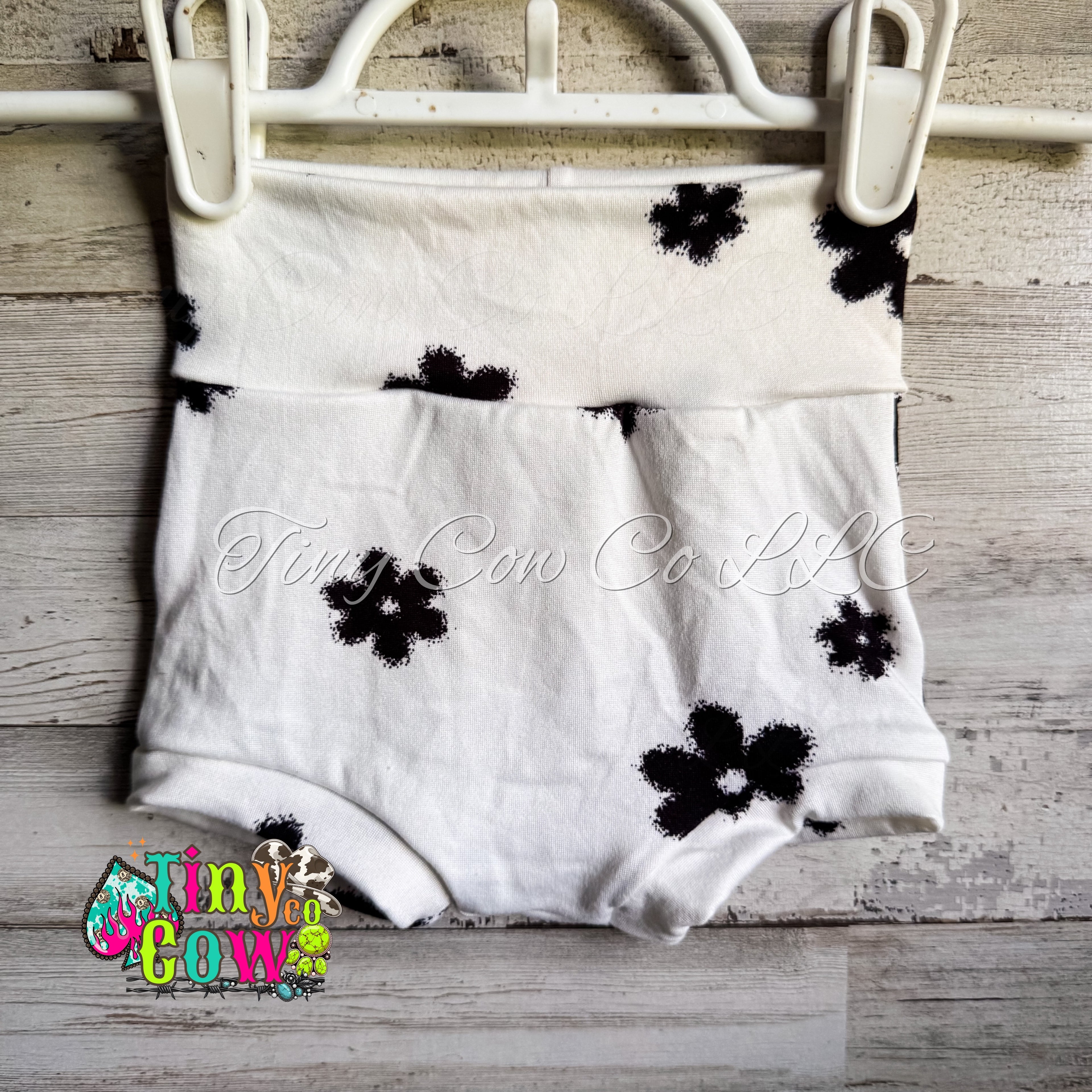 6/9m Black Flower Bummies